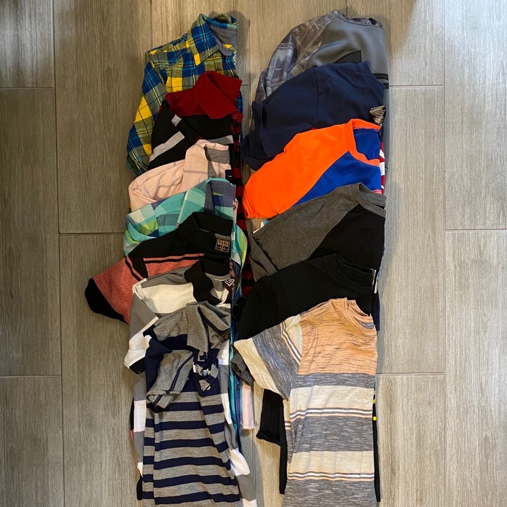 Lot of 12 boy tops.